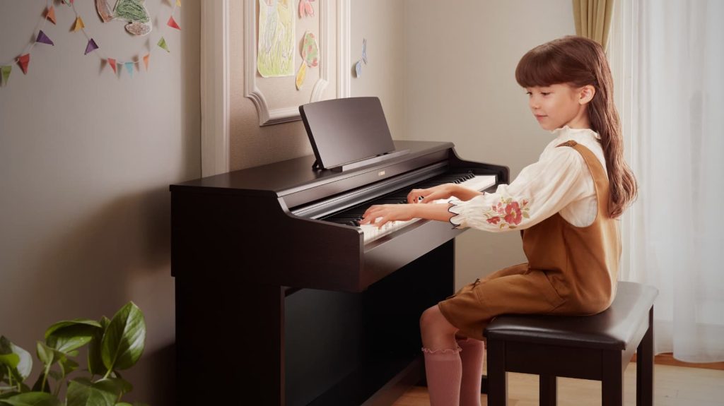 Yamaha AriusSerie YDP145, YDP165, S35 & S55